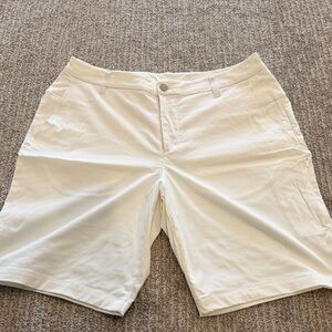 lululemon athletica Off-White Hybrid Shorts